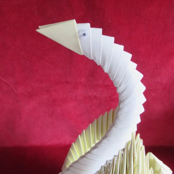 3D Origami Swan, Vintage, White & Yellow, Centerpiece - Picture 12 of 12